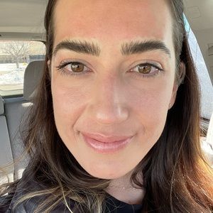 Meet your Posher, Brenna